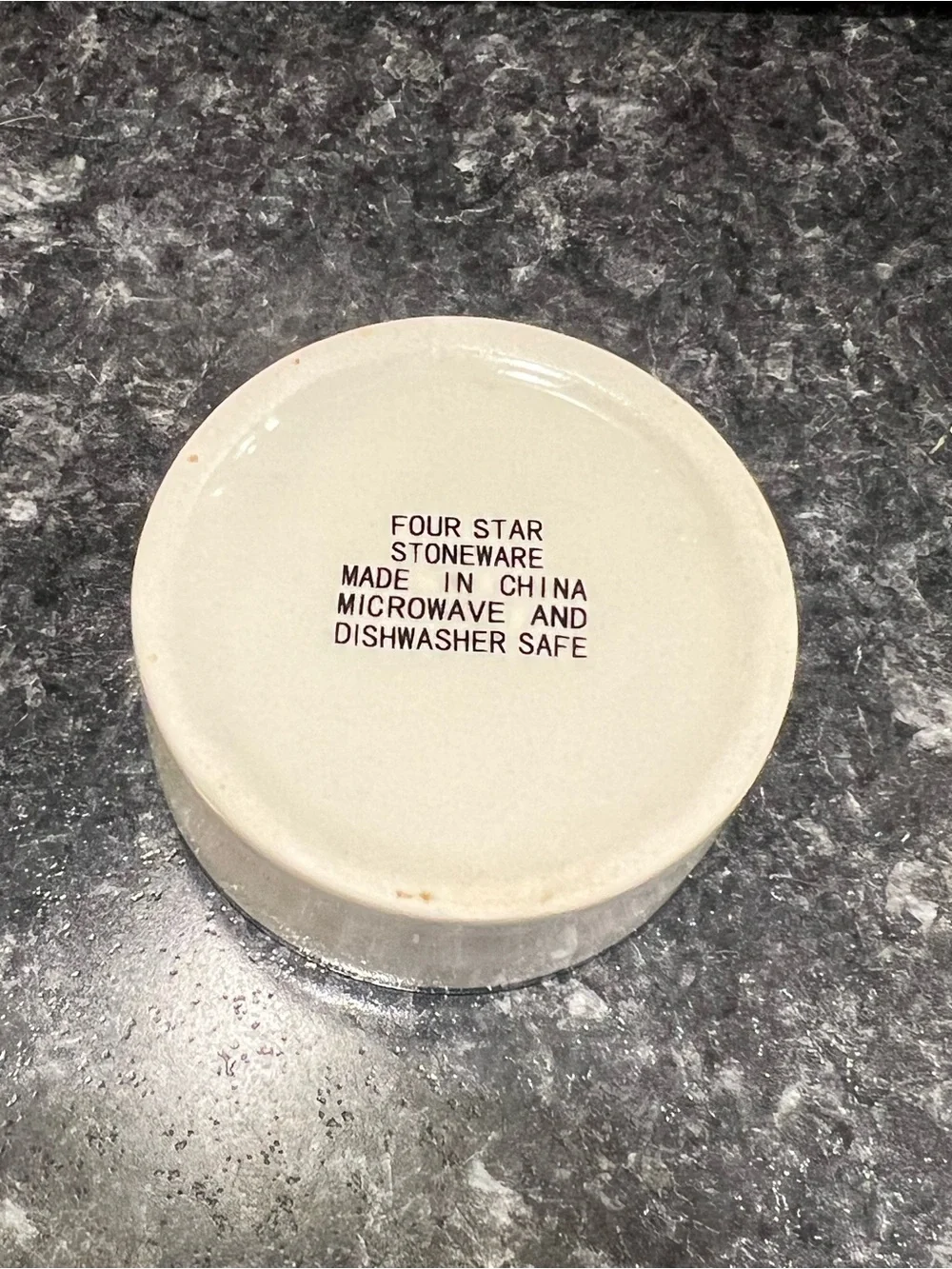 VTG Ceramic Apple-patterned Ramekin